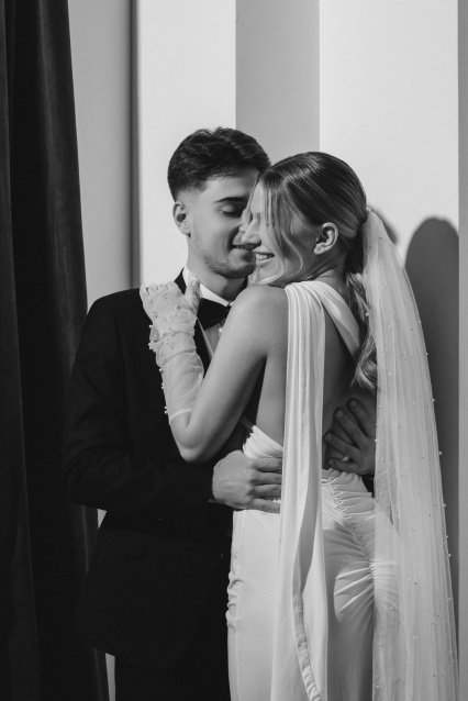 Свадебная фотосессия в Волгограде — стиль, чувства и незабываемые кадры – фото № 5