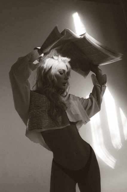 Заказать фотосессию в стиле Ню в 2-х образах в Волгограде от компании Fashion Box

 – фото № 8