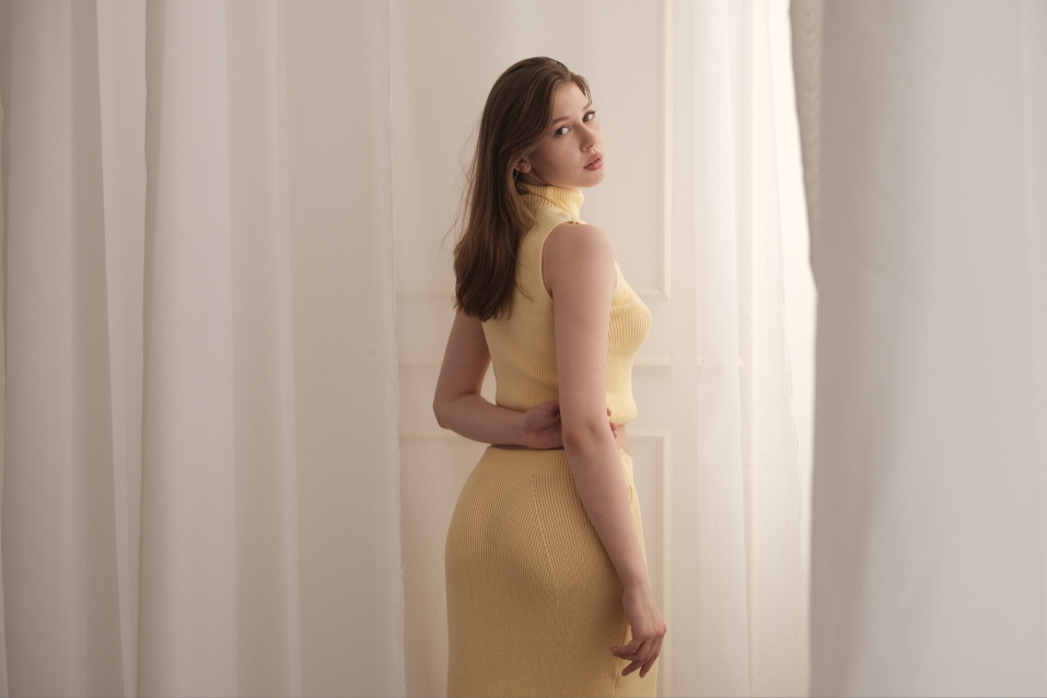 Заказать индивидуальную фотосессию в 2-х образах в Волгограде по низким ценам от фотостудии Fashion Box
 – фото № 3